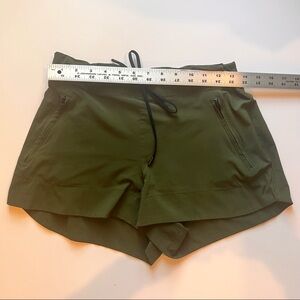 Athleta olive green athletic shorts size 6